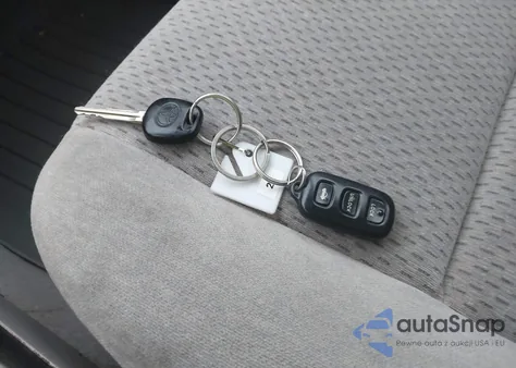 2003 Toyota Camry Le V6 z USA, uszkodzony, nr VIN 4T1BF32K73U547475